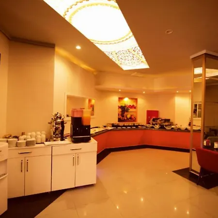 Kleopatra Diva Hotel Suite *